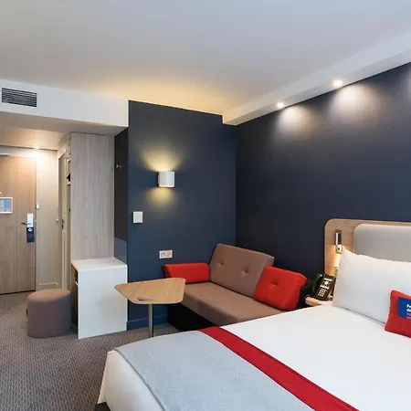 Express - Paris - Cdg Airport By Ihg 3*