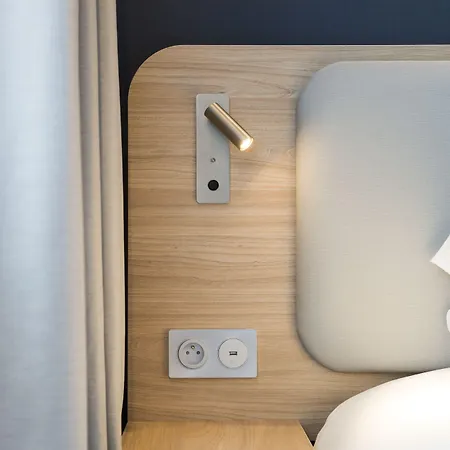 ホテル ホリデイ エクスプレス パリ Cdg エアポート ロワシー・アン・フランス