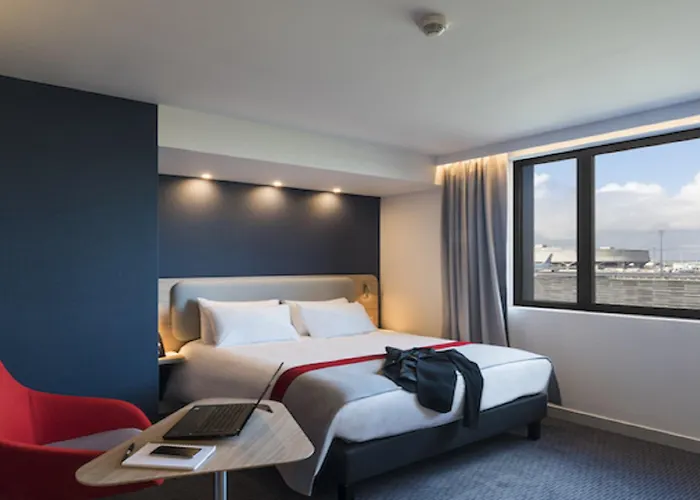 هوليداي إن إكسبريس - باريس - مطار باريس شارل ديغول 3*