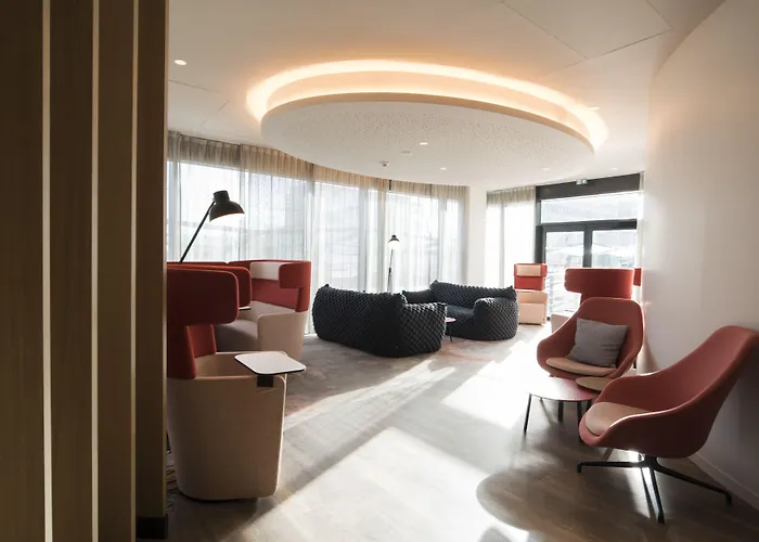 هوليداي إن إكسبريس - باريس - مطار باريس شارل ديغول 3*