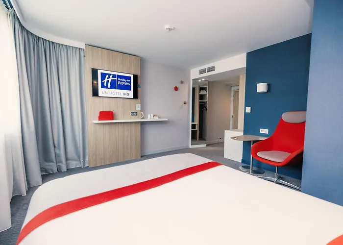 هوليداي إن إكسبريس - باريس - مطار باريس شارل ديغول 3*