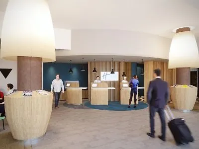 هوليداي إن إكسبريس - باريس - مطار باريس شارل ديغول 3*